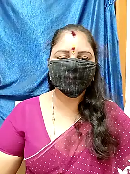 Snapshot of sushma26 chatting on 1, 3, 2026 sushma26 online show from 1, 3, 2026