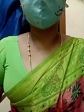 Snapshot of sushma26 chatting on 8, 7, 2026 sushma26 online show from 8, 7, 2026
