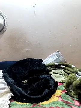 queenbuggi online show from 7, 3, 2026