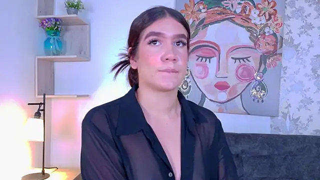 kloe bella online show from 8, 11, 2025