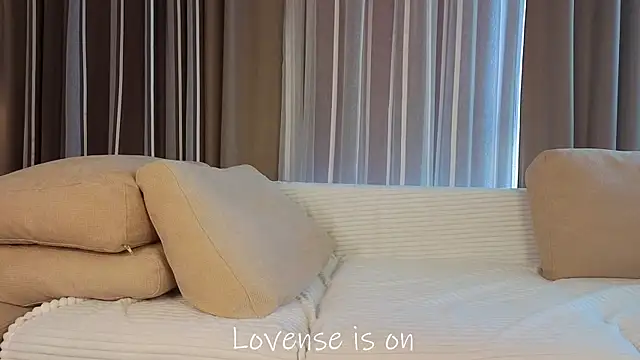 LurleneRamo online show from 2, 3, 2026