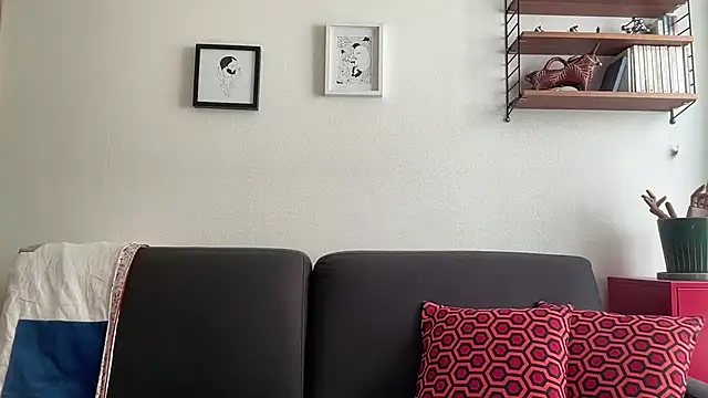 Milkywaymen online show from 7, 10, 2025