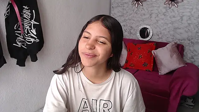 Evagirl69 online show from 15, 12, 2025