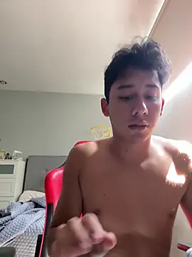 Snapshot of leduck7 chatting on 16, 9, 2025 leduck7 online show from 16, 9, 2025