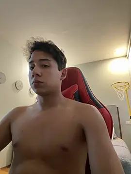 Snapshot of leduck7 chatting on 23, 9, 2025 leduck7 online show from 23, 9, 2025