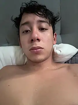 Snapshot of leduck7 chatting on 28, 10, 2025 leduck7 online show from 28, 10, 2025