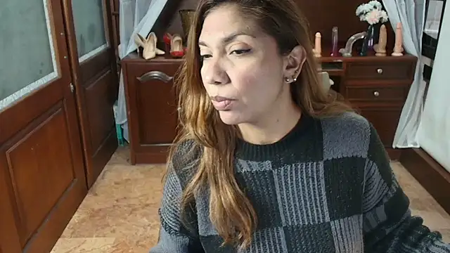 Snapshot of SexyRachel_ chatting on 19, 5, 2026 SexyRachel online show from 19, 5, 2026