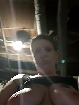 Snapshot of DeziBaby1087 chatting on 29, 3, 2026 DeziBaby1087 online show from 29, 3, 2026