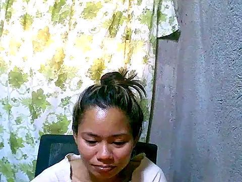 Sweeetgurll online show from 15, 9, 2025