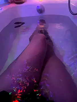 Snapshot of PuraTinta_miau chatting on 19, 11, 2025 PuraTinta miau online show from 19, 11, 2025