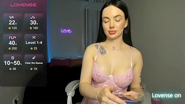 Snapshot of SelinaStorm chatting on 24, 4, 2026 SelinaStorm online show from 24, 4, 2026