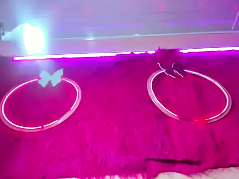 Natasha clifford online show from 9, 9, 2025