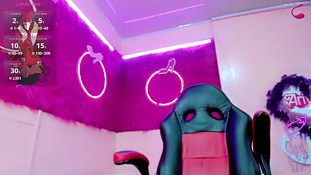 Natasha clifford online show from 25, 9, 2025