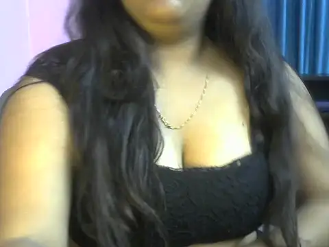 Queenxxx98 online show from 7, 2, 2026