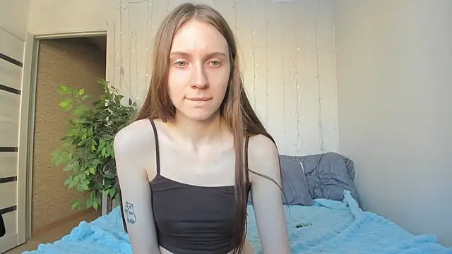 Kelly Gerzikaa online show from 26, 2, 2026