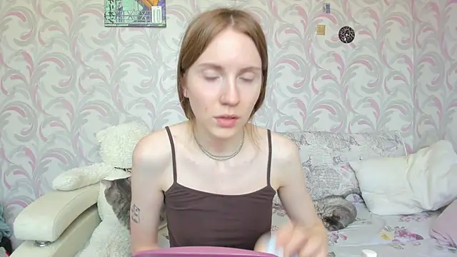 Snapshot of Kelly_Gerzikaa chatting on 6, 6, 2026 Kelly Gerzikaa online show from 6, 6, 2026