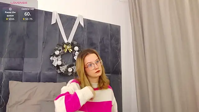 MaeLili online show from 9, 1, 2026