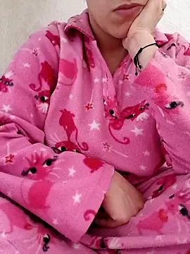 Ahalm online show from 13, 4, 2026