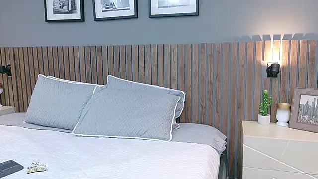 luna roja25 online show from 14, 10, 2025