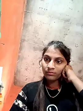 Snapshot of Jyoti_thakurr chatting on 1, 11, 2025 Jyoti thakurr online show from 1, 11, 2025