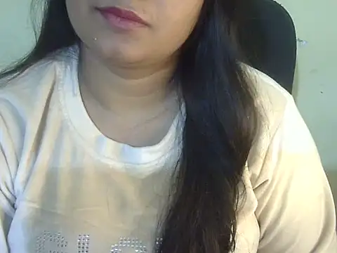 Snapshot of Aanya_Hazel chatting on 19, 12, 2025 Aanya Hazel online show from 19, 12, 2025