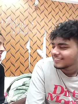 romantic couple1 online show from 13, 2, 2026