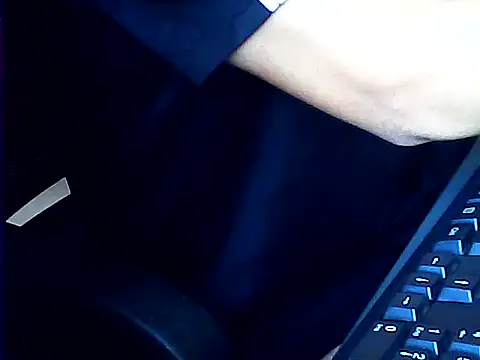 Snapshot of hotboydon2495 chatting on 13, 10, 2025 hotboydon2495 online show from 13, 10, 2025