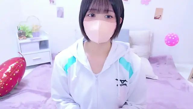 Hinata Sun online show from 11, 5, 2026