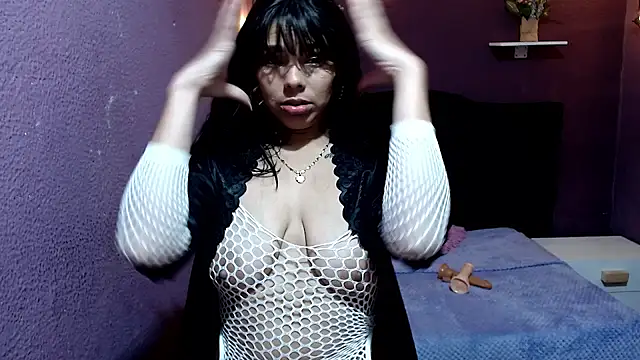 brenda smile33 online show from 10, 9, 2025