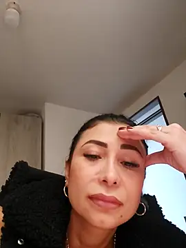 mia mancinii online show from 18, 2, 2026