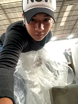 Snapshot of xbigpeach chatting on 7, 10, 2025 xbigpeach online show from 7, 10, 2025