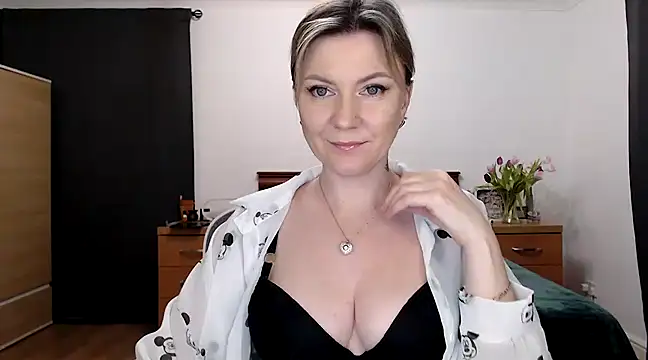 ParadiseAlina online show from 20, 1, 2025