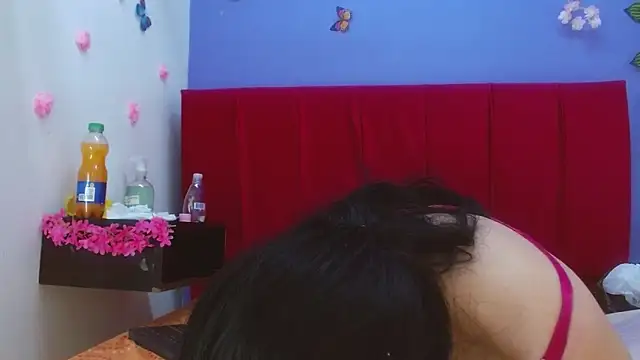 andrealopezcm101 online show from 20, 10, 2025