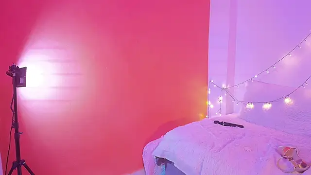 victoria rossett online show from 28, 10, 2025