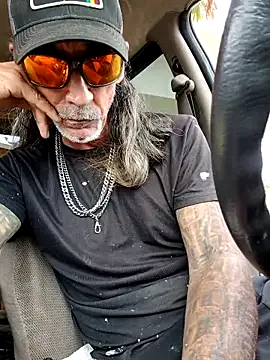 crassanova online show from 5, 10, 2025