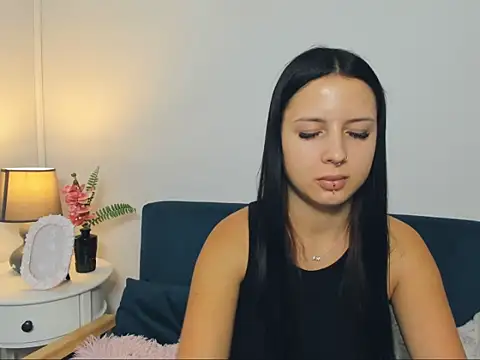 TaliaAdorable online show from 8, 10, 2025