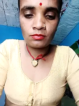 Snapshot of Hotwera chatting on 11, 9, 2025 Hotwera online show from 11, 9, 2025