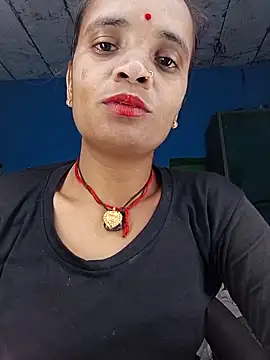 Snapshot of Hotwera chatting on 15, 10, 2025 Hotwera online show from 15, 10, 2025