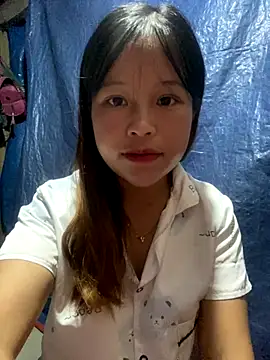 Snapshot of O_o_UwU_o_O chatting on 10, 9, 2025 O o UwU o O online show from 10, 9, 2025