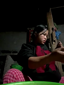 O o UwU o O online show from 18, 11, 2025