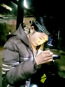 ngan-cute online show from 3, 2, 2026