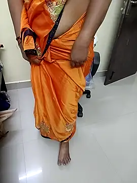 Snapshot of tamilmaha12 chatting on 14, 9, 2025 tamilmaha12 online show from 14, 9, 2025