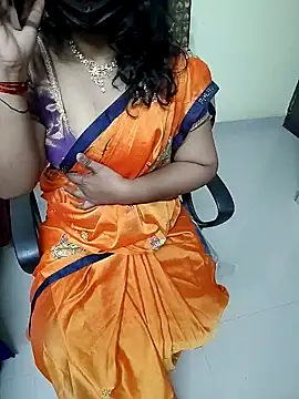 Snapshot of tamilmaha12 chatting on 23, 9, 2025 tamilmaha12 online show from 23, 9, 2025