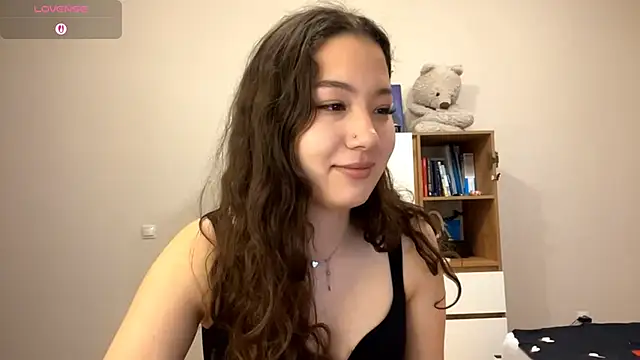 Sakuravice online show from 9, 11, 2025