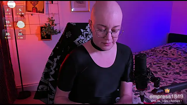 Snapshot of MossPrince chatting on 12, 11, 2025 MossPrince online show from 12, 11, 2025