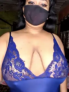 Smile-quien online show from 3, 11, 2025