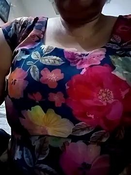 Snapshot of Rakhi_sawant143 chatting on 23, 9, 2025 Rakhi sawant143 online show from 23, 9, 2025