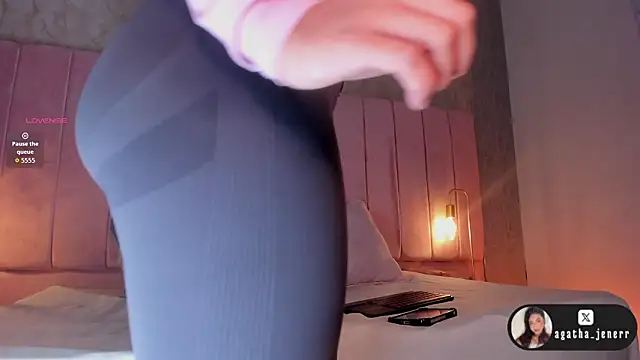 agatha jener online show from 24, 2, 2026