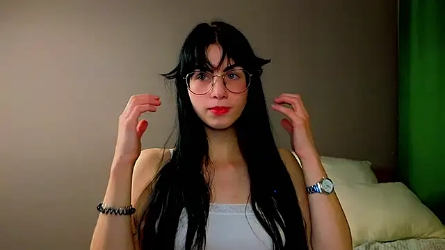 Snapshot of ArlineJanik chatting on 28, 9, 2025 ArlineJanik online show from 28, 9, 2025