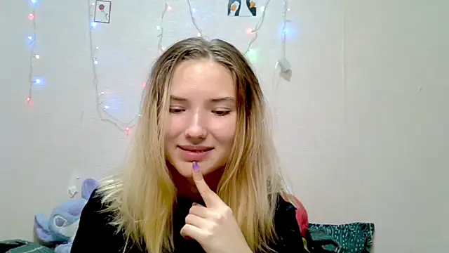  kikiclark   online show from 21, 9, 2025